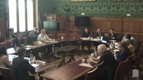Witnesses: Mr Simon Shreeve, People from Abroad Team Service Manager, Norfolk County Council Ms Anne Forbes BEM, Refugee Resettlement Co-ordinator, Ashford Borough Council Ms Kelly-Anne Phillips, Partnership Officer, South West Strategic Migration Partnership